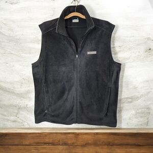 Columbia Men's Black Fleece Vest